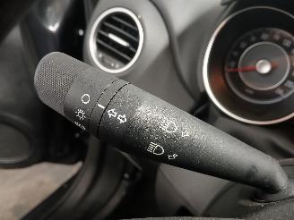 Fiat Punto Punto III (199) Hatchback 0.9 TwinAir (312.A.2000) [63kW]  (03-2012/..=
=2E) picture 14