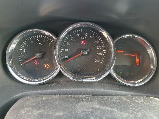 Dacia Sandero Sandero II Hatchback 0.9 TCE 12V (H4B-400(H4B-A4)) [66kW]  (10-2012/..=
=2E) picture 17