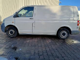Volkswagen Transporter Transporter T5 Van 2.5 TDi (BNZ) [96kW]  (04-2003/11-2009) picture 4