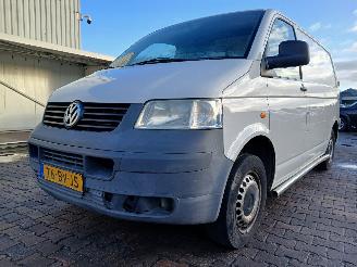 uszkodzony samochody osobowe Volkswagen Transporter Transporter T5 Van 2.5 TDi (BNZ) [96kW]  (04-2003/11-2009) 2009/2