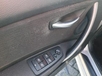 BMW 1-serie 1 serie (E87/87N) Hatchback 5-drs 116i 1.6 16V (N45-B16A) [85kW]  (06-=
2004/06-2011) picture 7