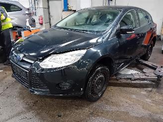 Démontage voiture Ford Focus Focus 3 Hatchback 1.6 TDCi (T3DA) [70kW]  (04-2011/...) 2012/8