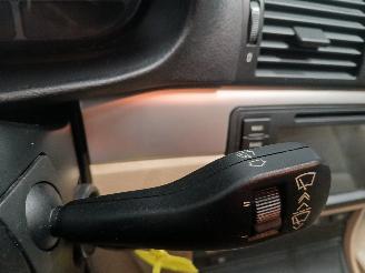 BMW 3-serie 3 serie (E46/4) Sedan 318i 16V (N42-B20A) [105kW]  (09-2001/02-2005) picture 13