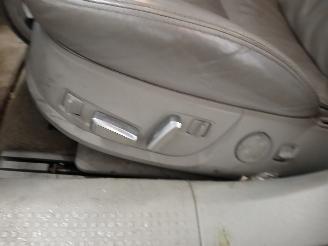 Audi A8 A8 (D3) Sedan 4.2 V8 40V FSI Quattro (BVJ) [257kW]  (06-2006/07-2010) picture 13