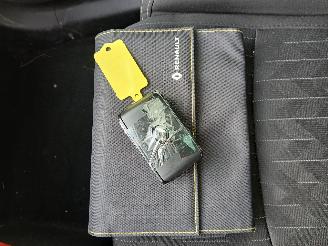 Renault Mégane Megane IV Estate (RFBK) Combi 5-drs 1.3 TCE 140 16V (H5H-450(H5H-A4)) =
[103kW]  (01-2018/...) picture 19