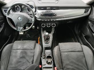 Alfa Romeo Giulietta Giulietta (940) Hatchback 1.4 TB 16V (940.B.7000) [88kW]  (04-2010/12-=
2020) picture 10