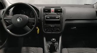 Volkswagen Golf Golf V (1K1) Hatchback 1.4 16V (BCA) [55kW]  (10-2003/05-2006) picture 11