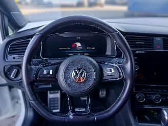 Volkswagen Golf Golf VII (AUA) Hatchback 2.0 R 4Motion 16V (DNUE) [221kW]  (11-2013/08=
-2020) picture 14