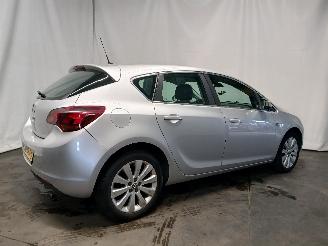 Opel Astra Astra J (PC6/PD6/PE6/PF6) Hatchback 5-drs 1.4 16V ecoFLEX (A14XER(Euro=
 5)) [74kW]  (12-2009/10-2015) picture 6