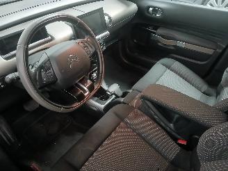 Citroën C4 C4 Cactus (0B/0P) Hatchback 5-drs 1.2 PureTech 82 12V (EB2F(HMZ)) [60k=
W]  (09-2014/...) picture 12