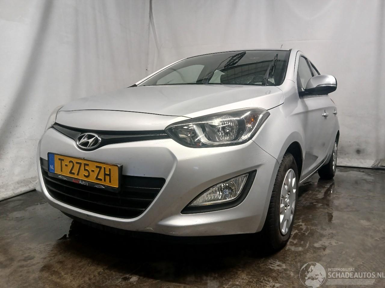 Hyundai I-20 i20 Hatchback 1.2i 16V (G4LA) [63kW]  (03-2012/12-2015)
