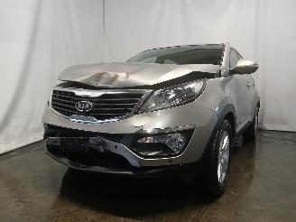 krockskadad bil auto Kia Sportage Sportage (SL) Terreinwagen 1.6 GDI 16V 4x2 (G4FD) [99kW]  (06-2010/02-=
2016) 2011/12
