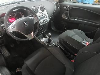 Alfa Romeo MiTo MiTo (955) Hatchback 1.3 JTDm 16V Eco (199.B.4000) [62kW]  (01-2011/12=
-2015) picture 12