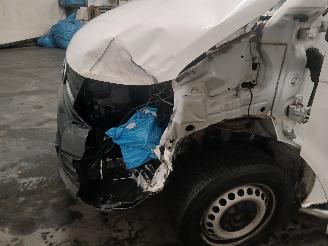 Volkswagen Transporter Transporter T6 Van 2.0 TDI DRF (CXGB) [75kW]  (04-2015/12-2019) picture 20