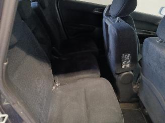 Honda Fr-v FR-V (BE) MPV 1.7 16V (D17A2) [92kW]  (02-2005/12-2006) picture 10