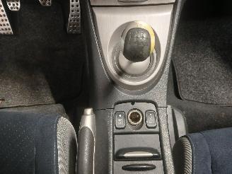 Honda Civic Civic (FK/FN) Hatchback 2.2 i-CTDi 16V (N22A2) [103kW]  (09-2005/01-20=
12) picture 16