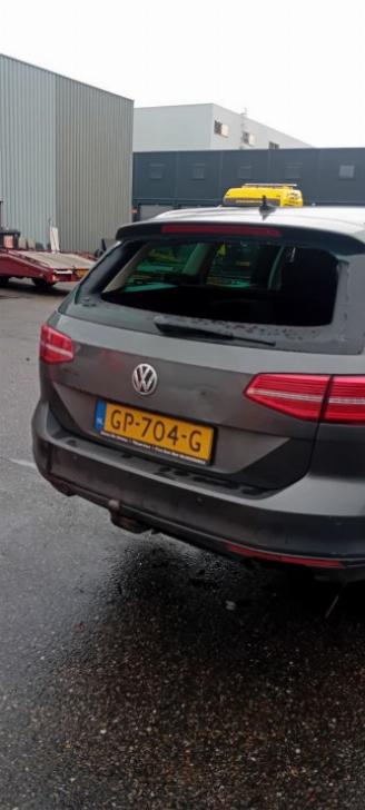 Vrakbiler auto Volkswagen Passat Passat Variant (3G5) Combi 1.6 TDI 16V (DCXA) [88kW]  (08-2014/11-2020=
) 2015/7