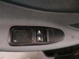 Fiat Scudo Scudo (270) Bus 1.6 D Multijet (DV6UTED4(9HU)) [66kW]  (01-2007/07-201=
6) picture 15