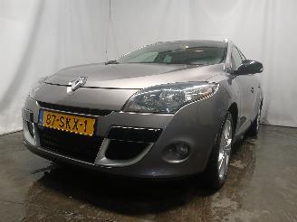  Renault Mégane Megane III Grandtour (KZ) Combi 5-drs 1.4 16V TCe 130 (H4J-700(H4J-A7)=
) [96kW]  (05-2009/02-2016) 2011/10