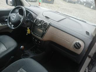 Dacia Lodgy Lodgy (JS) MPV 1.2 TCE 16V (H5F-402(H5F-C4)) [85kW]  (03-2012/...) picture 5