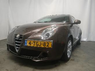 damaged passenger cars Alfa Romeo MiTo MiTo (955) Hatchback 0.9 TwinAir (199.B.6000) [77kW]  (04-2013/08-2018=
) 2014/1
