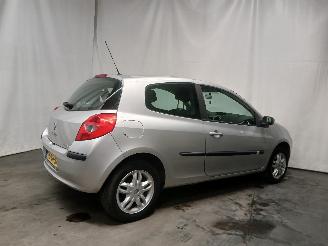 Renault Clio Clio III (BR/CR) Hatchback 1.4 16V (K4J-780) [72kW]  (06-2005/12-2012)= picture 6