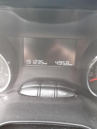 Peugeot 208 208 I (CA/CC/CK/CL) Hatchback 1.2 Vti 12V PureTech 82 (EB2F(HMZ)) [60k=
W]  (03-2012/12-2019) picture 2