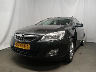 uszkodzony samochody osobowe Opel Astra Astra J Sports Tourer (PD8/PE8/PF8) Combi 1.4 Turbo 16V (A14NEL(Euro 5=
)) [88kW]  (10-2010/10-2015) 2012/3