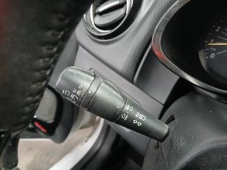 Renault Clio Clio IV Estate/Grandtour (7R) Combi 5-drs 1.5 Energy dCi 90 FAP (K9K-6=
08(K9K-B6)) [66kW]  (11-2012/08-2021) picture 14