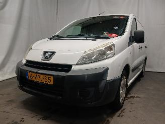 Vaurioauto  passenger cars Peugeot Expert Expert (G9) Van 2.0 HDi 120 (DW10UTED4(RHG)) [88kW]  (10-2008/12-2011)= 2011/7