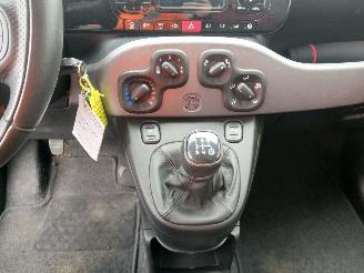 Fiat Panda Panda/Pandina (312) Hatchback 0.9 TwinAir 65 (312.A.4000) [48kW]  (04-=
2012/...) picture 16