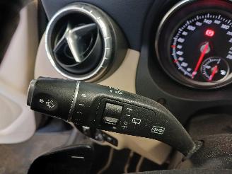 Mercedes Cla-klasse CLA Shooting Brake (117.9) Combi 1.6 CLA-200 16V (M270.910) [115kW]  (=
01-2015/03-2019) picture 15