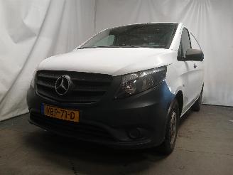 Schadeauto Mercedes Vito Vito (447.6) Van 2.2 116 CDI 16V (OM651.950) [120kW]  (10-2014/...) 2016/12