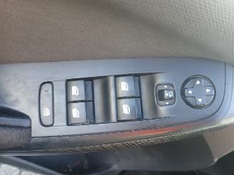 Citroën C4 C4 Grand Picasso (3A) MPV 1.6 HDiF, Blue HDi 115 (DV6C(9HC)) [85kW]  (=
09-2013/03-2018) picture 13