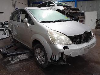 Toyota Corolla Corolla Verso (R10/11) MPV 1.8 16V VVT-i (1ZZFE) [95kW]  (04-2004/03-2=
009) picture 2