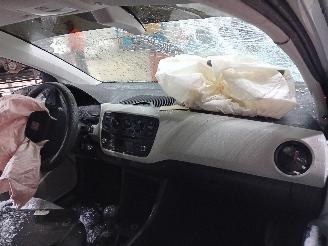 Seat Mii Mii Hatchback 1.0 12V (CHYA) [44kW]  (10-2011/07-2019) picture 5