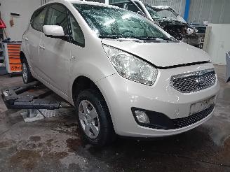 Kia Venga Venga MPV 1.4 CVVT 16V (G4FA) [66kW]  (02-2010/03-2019) picture 2