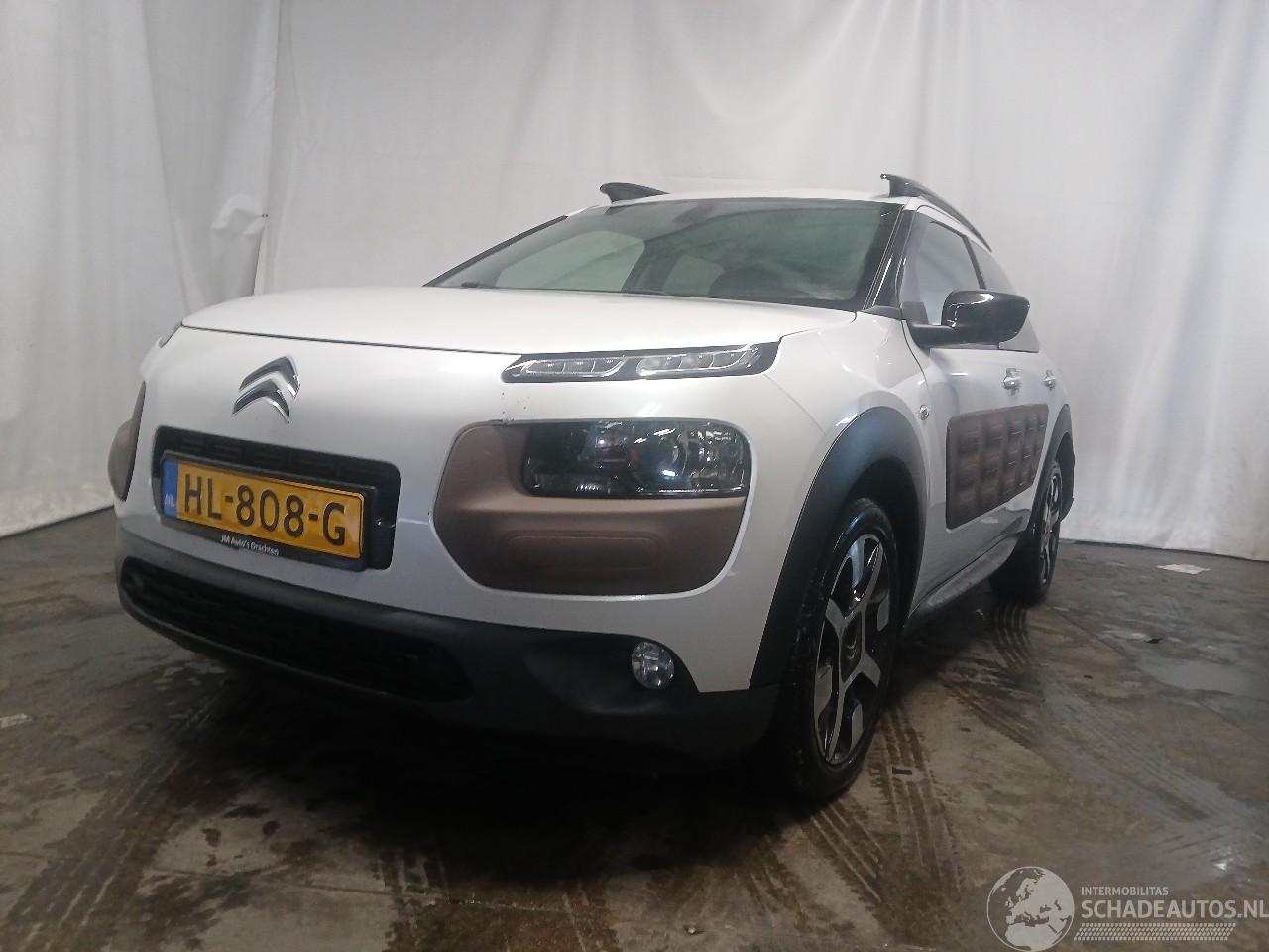 Citroën C4 C4 Cactus (0B/0P) Hatchback 5-drs 1.2 PureTech 82 12V (EB2F(HMZ)) [60k=
W]  (09-2014/...)
