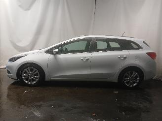 Kia Cee d Cee'd Sportswagon (JDC5) Combi 1.6 GDI 16V (G4FD) [99kW]  (09-2012/12-=
2018) picture 3