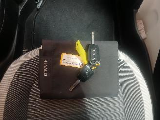 Renault Twingo Twingo III (AH) Hatchback 5-drs 1.0 SCe 70 12V (H4D-400(H4D-A4)) [52kW=
]  (09-2014/...) picture 19