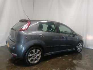 Fiat Punto Punto III (199) Hatchback 0.9 TwinAir (312.A.2000) [63kW]  (03-2012/..=
=2E) picture 6