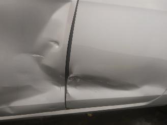 Volkswagen Golf Golf VII (AUA) Hatchback 1.2 TSI 16V (CJZB) [63kW]  (08-2012/03-2020) picture 22