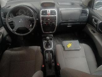 Mitsubishi Space-star Space Star (DG) MPV 1.6 16V (4G18) [72kW]  (01-2001/12-2004) picture 11