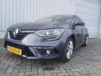 Avarii autoturisme Renault Mégane Megane IV Estate (RFBK) Combi 5-drs 1.3 TCE 115 16V (H5H-470(H5H-B4)) =
[85kW]  (01-2018/...) 2018/6