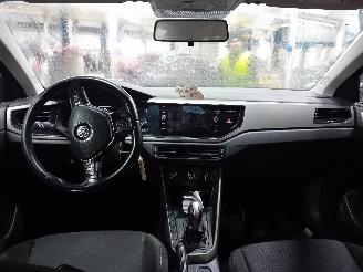 Volkswagen Polo Polo VI (AW1) Hatchback 5-drs 1.0 TSI 12V (DXTA) [70kW]  (06-2017/...)= picture 5