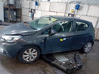 Vrakbiler auto Opel Corsa Corsa E Hatchback 1.3 CDTi 16V ecoFLEX (B13DTE) [70kW]  (09-2014/...) 2014/7