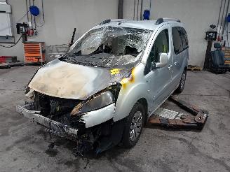 rozbiórka samochody osobowe Peugeot Partner Partner Tepee (7A/B/C/D/E/F/G/J/P/S) MPV 1.6 VTI 120 16V (EP6C(5FS)) [=
88kW]  (09-2009/04-2016) 2010