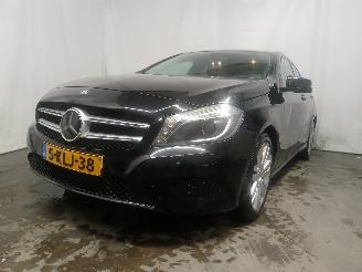 uszkodzony samochody osobowe Mercedes A-klasse A (W176) Hatchback 1.6 A-180 16V (M270.910) [90kW]  (09-2012/05-2018) 2013/5
