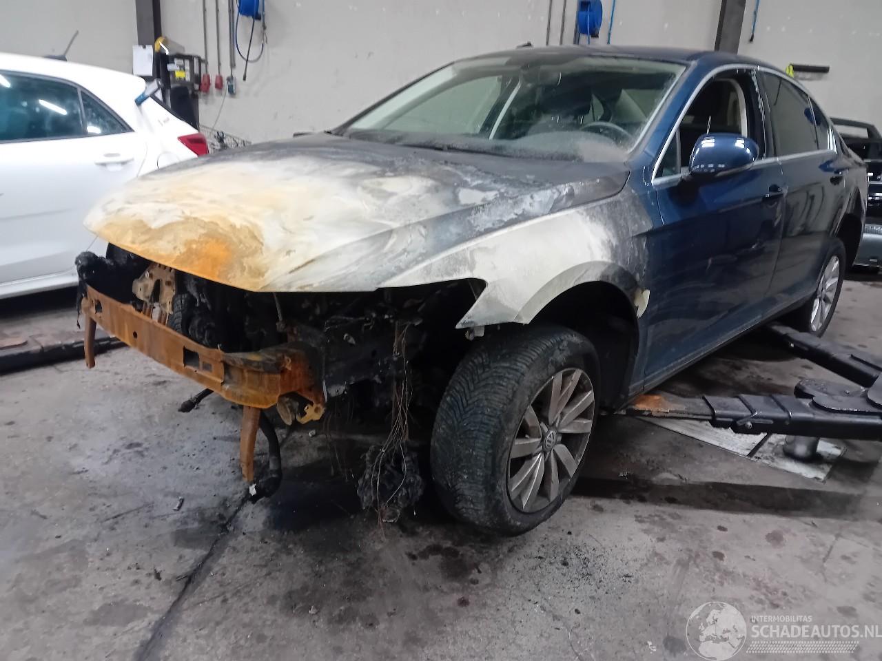 Volkswagen Passat Passat (3G2) Sedan 1.6 TDI 16V (DCXA) [88kW]  (08-2014/11-2020)