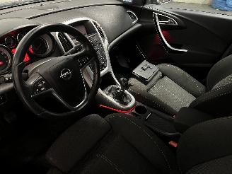 Opel Astra Astra J (PC6/PD6/PE6/PF6) Hatchback 5-drs 1.6 16V (A16XER(Euro 5)) [85=
kW]  (12-2009/10-2015) picture 12